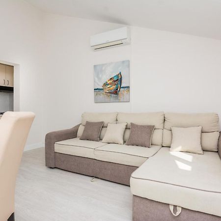 Apartments Medanic - Private Pool Привлака Екстериор снимка