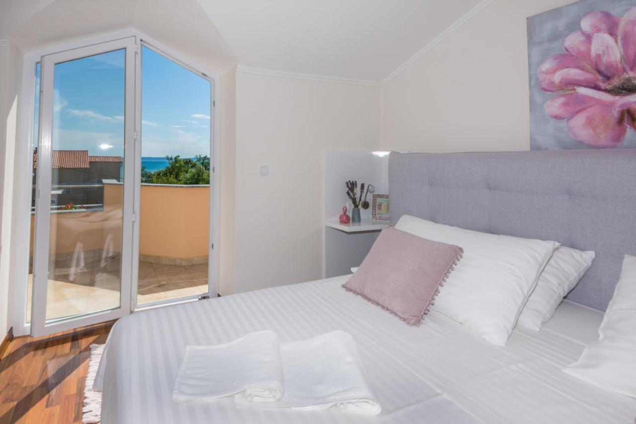 Apartments Medanic - Private Pool Привлака Екстериор снимка