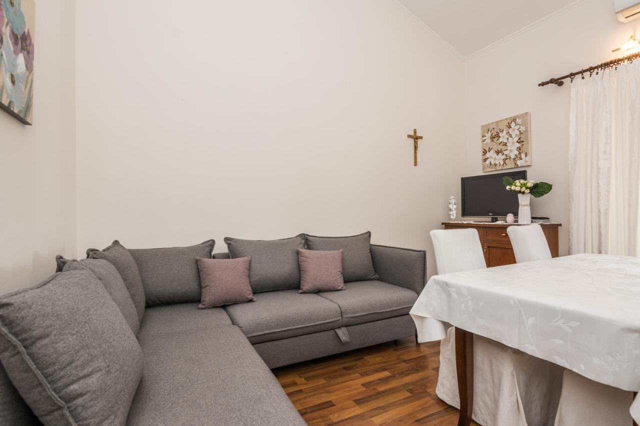 Apartments Medanic - Private Pool Привлака Екстериор снимка