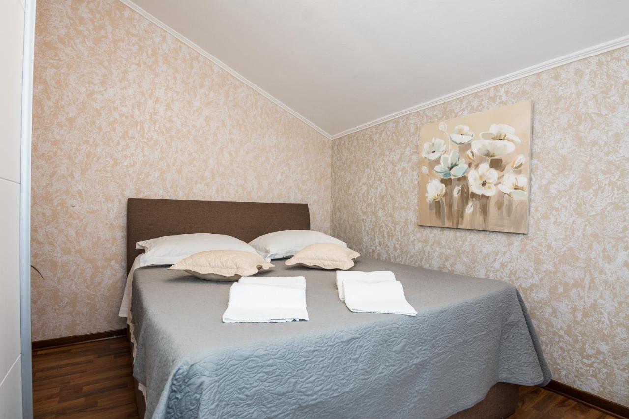 Apartments Medanic - Private Pool Привлака Екстериор снимка