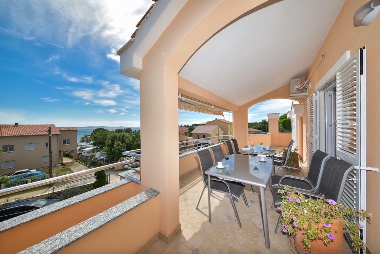 Apartments Medanic - Private Pool Привлака Екстериор снимка